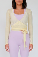 Cargar imagen en el visor de la galería, Ballet Wrap Butter Yellow
