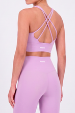 Cargar imagen en el visor de la galería, Solid Wisteria Lilac Top
