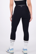 Cargar imagen en el visor de la galería, Aura Black Leggings
