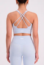Cargar imagen en el visor de la galería, Solid Pastel Blue Top
