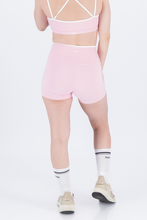 Cargar imagen en el visor de la galería, Aura Sweet Pink Short
