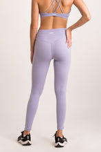 Cargar imagen en el visor de la galería, Fade Lila Orchid Leggings
