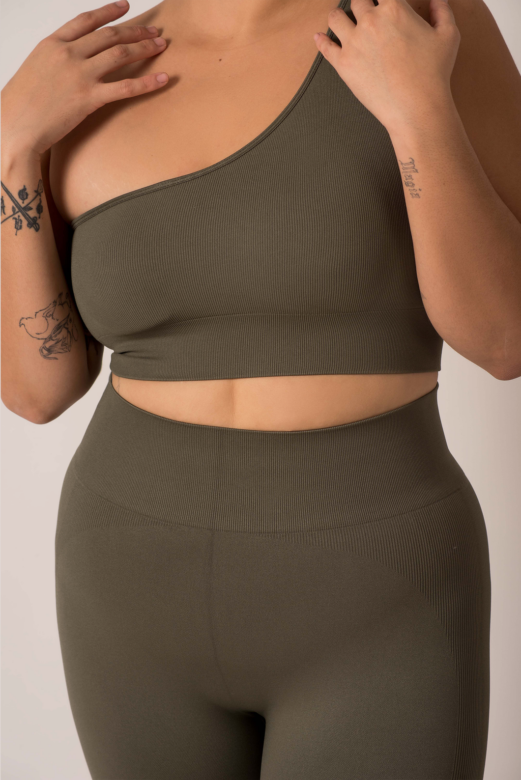 Ribbed Seamless Olive Top