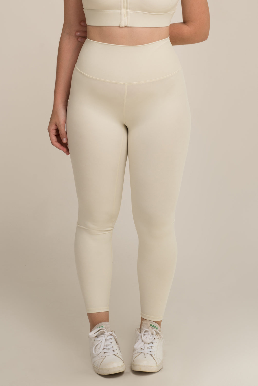 Impact Crema Leggings