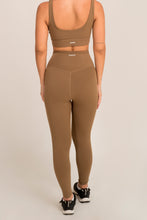 Cargar imagen en el visor de la galería, Impact Khaki Leggings
