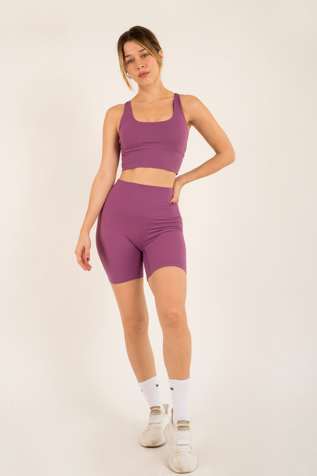 Solid Ultra Violet Short