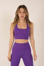 Cargar imagen en el visor de la galería, Solid Dark Purple Top
