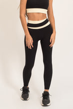 Cargar imagen en el visor de la galería, Contrast Black Nude Leggings
