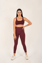 Cargar imagen en el visor de la galería, Solid Leggings Wine Red
